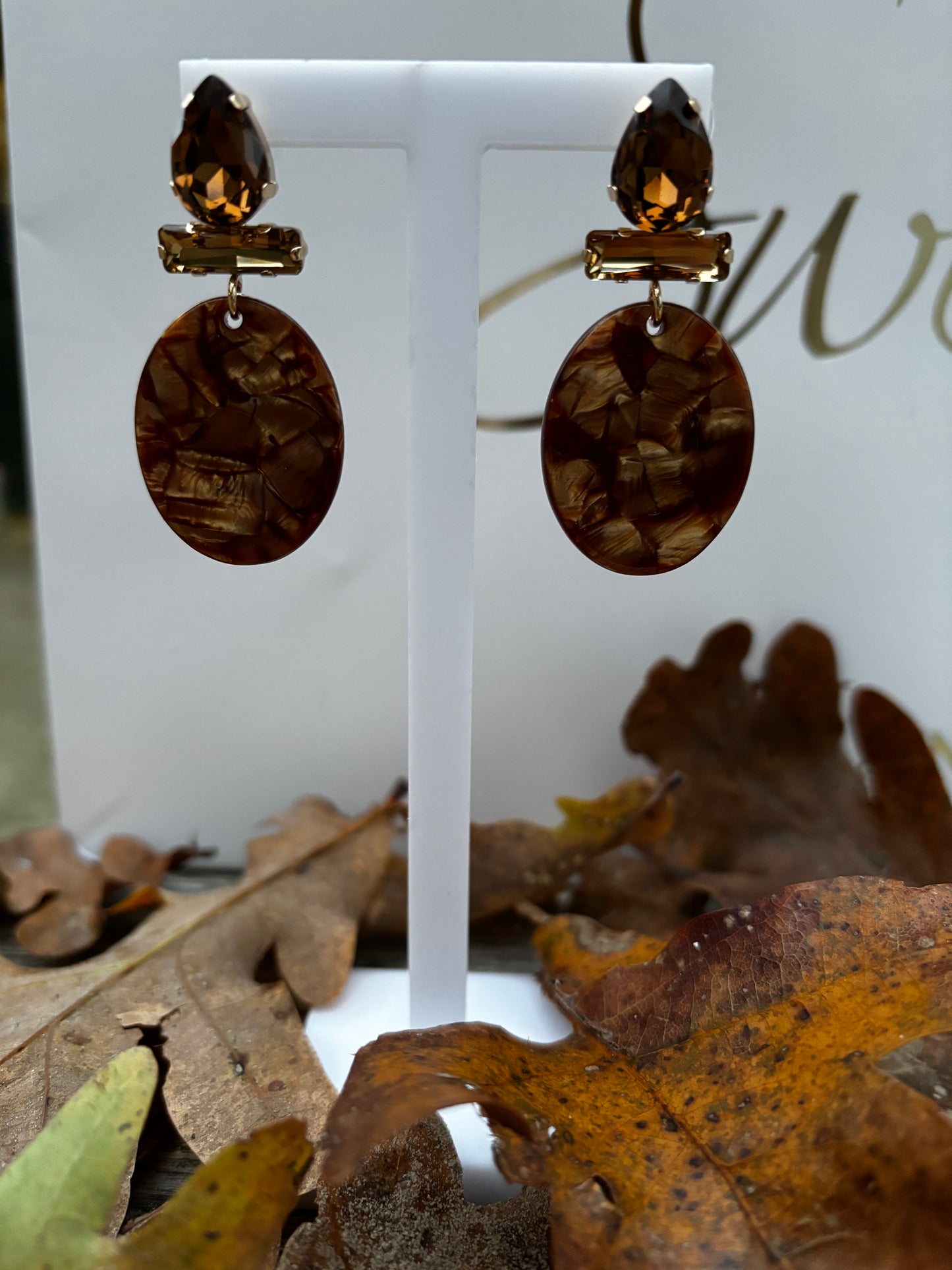 Amalia oorbellen bruin